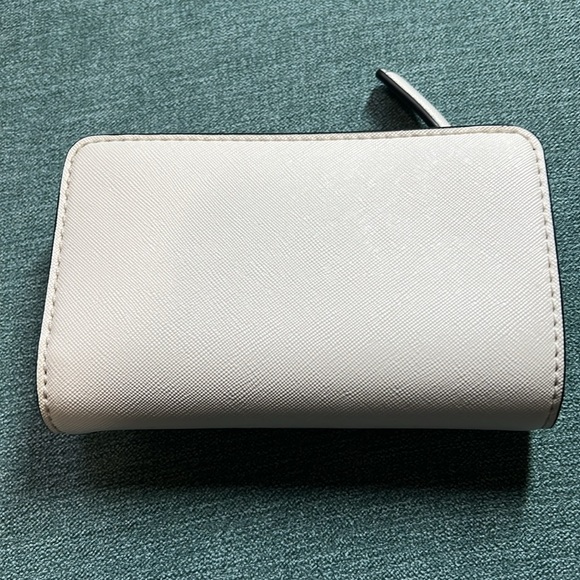 Marc Jacobs Wallet - Picture 2 of 7